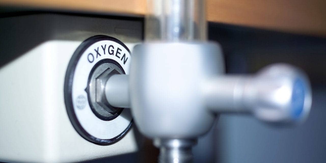 High Flow Oxygen Via High Flow Nasal Cannula Uses Settings And
